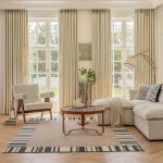 Rideau beige avec motifs pour une ambiance chaleureuse