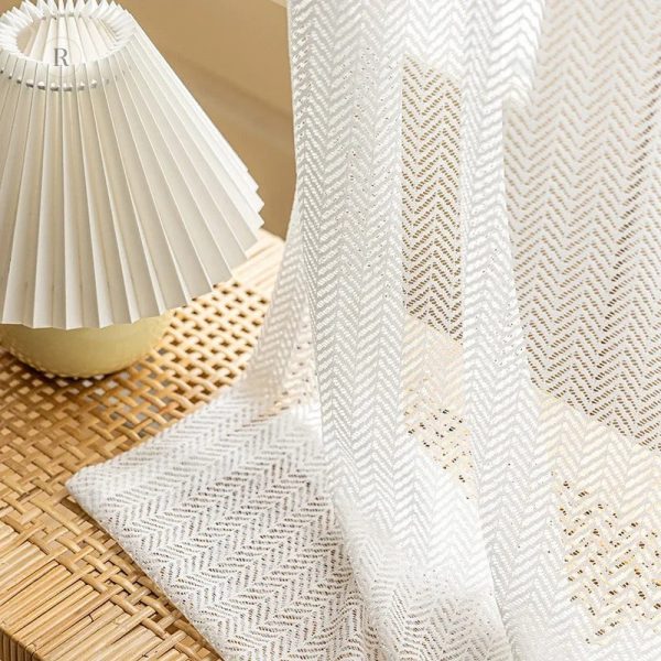 Voilage élégant en blanc Zéphira pour salon
