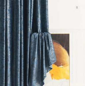 Rideau occultant avec motifs bleu et doré