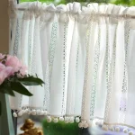 Rideau décoratif en macramé écru pour ambiance chaleureuse