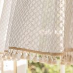 Voilage décoratif beige idéal pour la cuisine