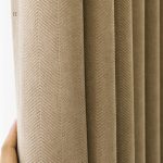 Rideau marron clair avec design chevron, semi occultant