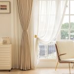 Rideau beige clair pour une ambiance douce