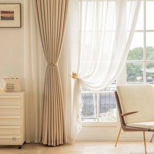 Rideau épais beige pour un effet semi occultant