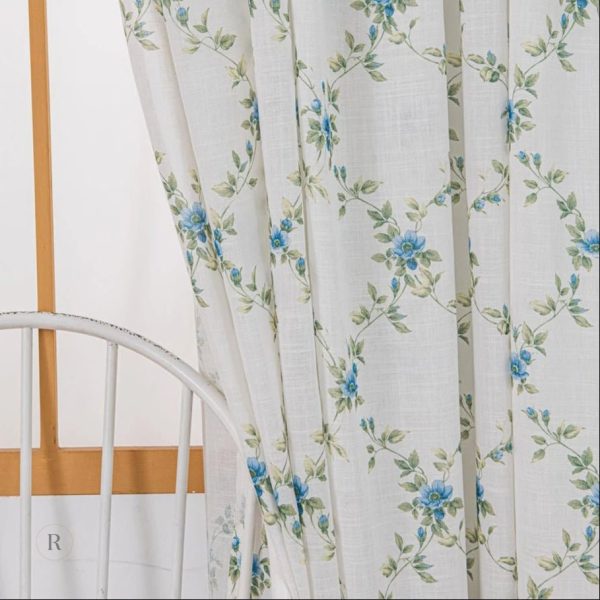 Rideau décoratif en voilage fleuri bleu