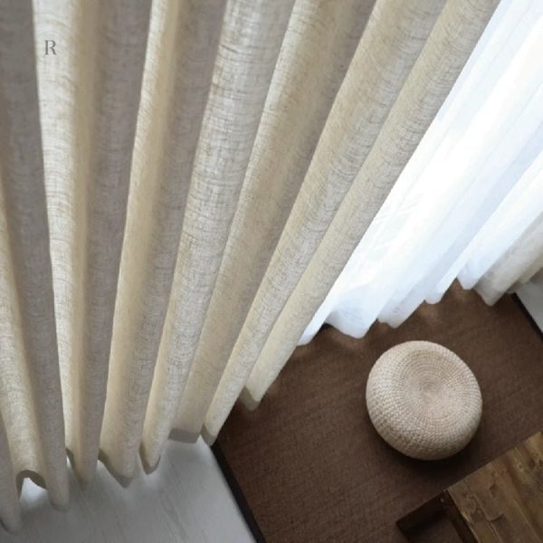 Voilage beige, tissu en lin pour une ambiance apaisante