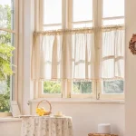 Rideau en lin beige pour cuisine