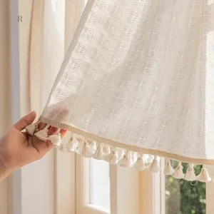 Voilage beige, parfait pour un éclairage doux