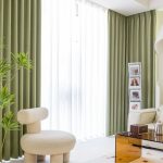 Rideau vert à chevrons pour une ambiance moderne