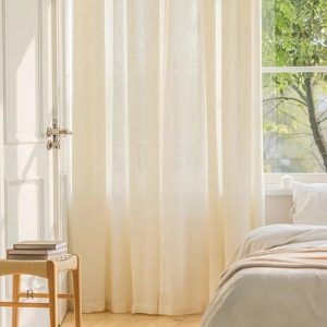 Voilage tressé crème pour intérieur élégant