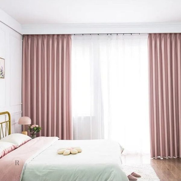 Rideau rose poudré pour un intérieur apaisant