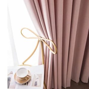 Tissu occultant rose poudré pour obscurité totale