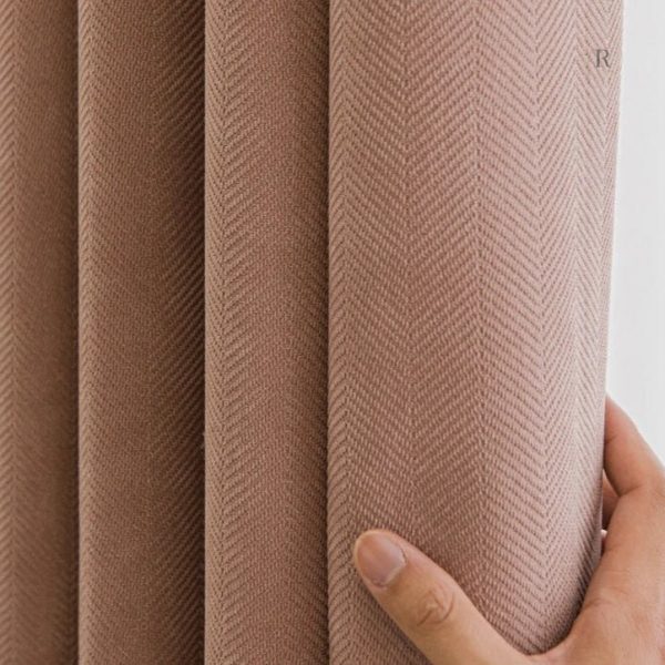 Accessoire textile rose pour fenêtres