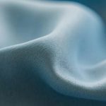 Rideau occultant en bleu ciel, idéal pour tamiser la lumière