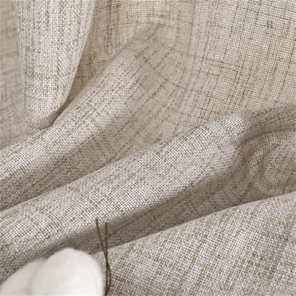 Opacité modérée avec ce rideau taupe semi occultant