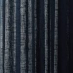 Voilage en lin bleu, parfait pour un style moderne et raffiné
