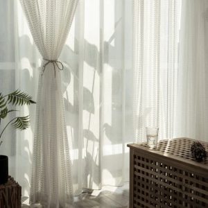 Voilage blanc Sylvaire, idéal pour une décoration moderne